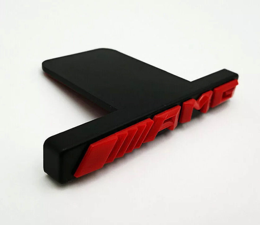 Sort-rød AMG front emblem