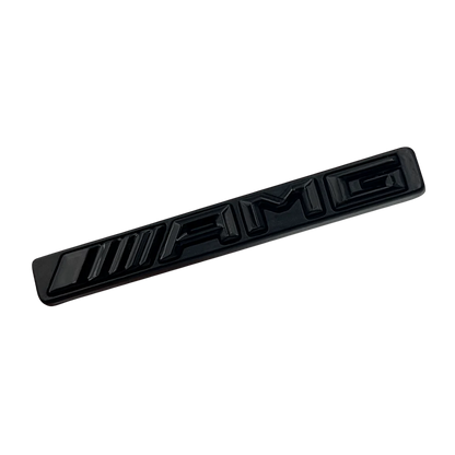 Blank Sort Mercedes AMG Grill Emblem