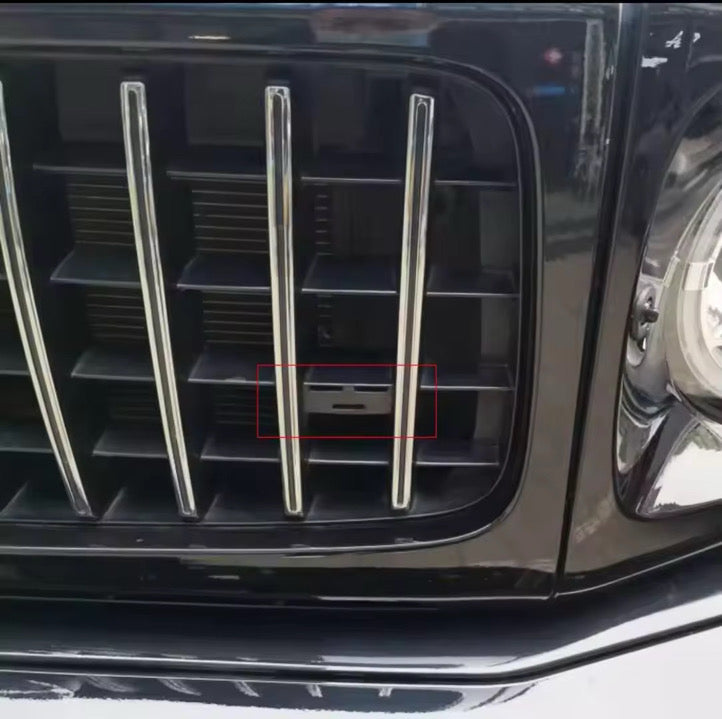 Mercedes AMG logo rød-sort